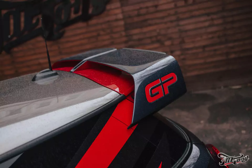 Оклеили в дизайн Mini Cooper GP